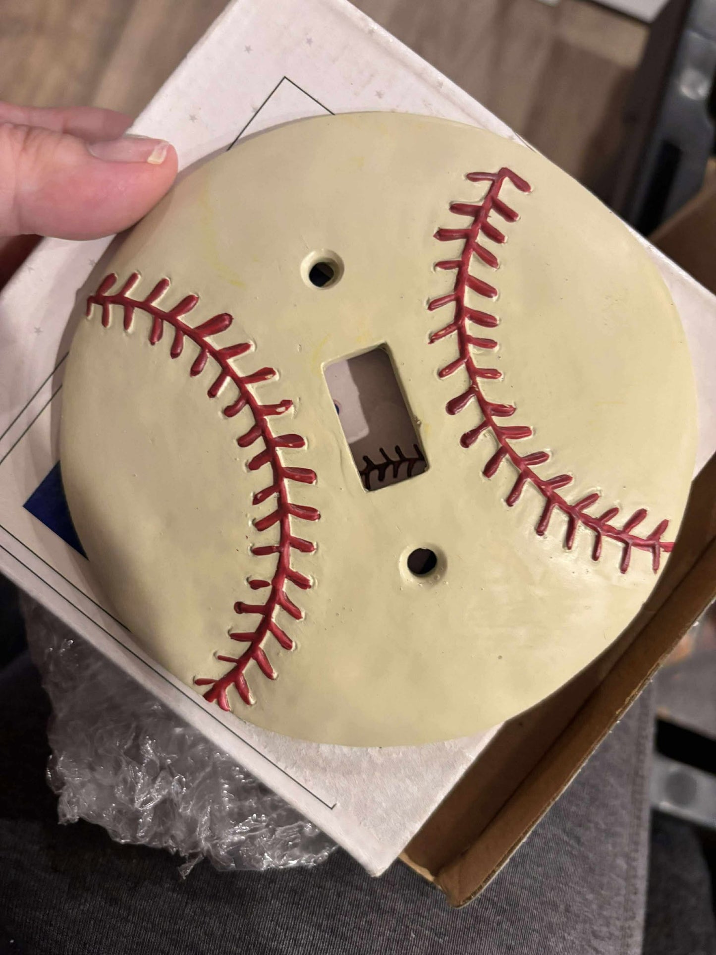 Scott’s Collectables Baseball Light Switch Plate – Sports Room Décor