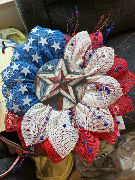 ⭐ Rustic Americana Starburst Wreath – Red, White & Blue Patriotic Décor